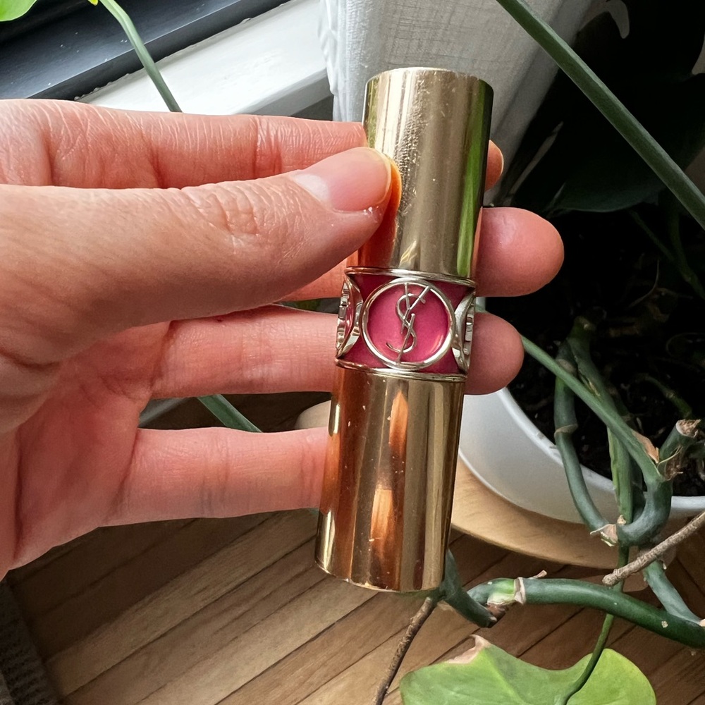 Yves Saint Laurent Rouge Volupté Shine Lipstick #13 Pink in Paris